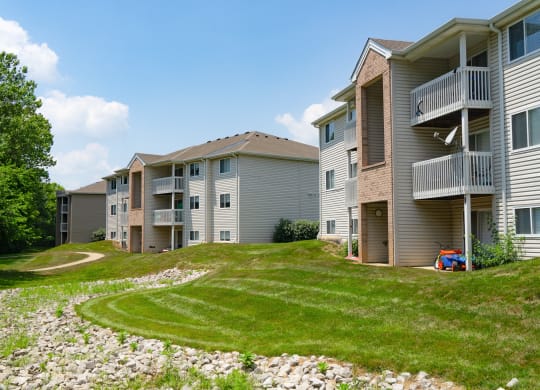 Property Exterior at Honey Creek, Greenwood, 46143