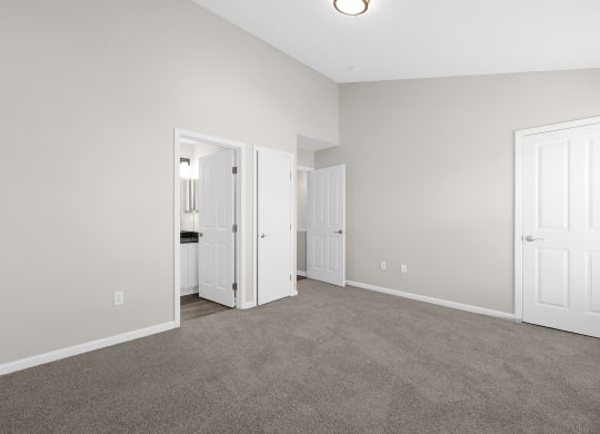 Carpeted Bedroom at Traditions at Slate Ridge, Reynoldsburg, 43068