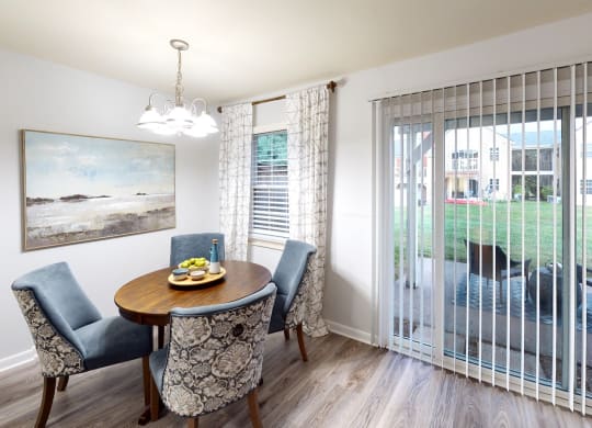 Dining at Merrick Place, Lexington, 40502