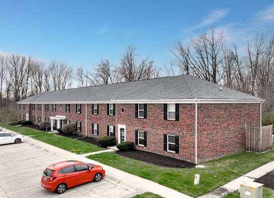 Parking at Meridian Court South, Indianapolis, IN, 46217