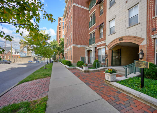 Exterior Landscape at Roebling Row, Covington, KY