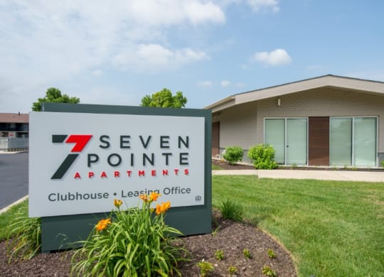 Welcoming Signage at 7 Pointe Apartments, Indianapolis, IN, 46205