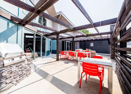 Grill And Patio at 7 Pointe Apartments, Indianapolis, IN
