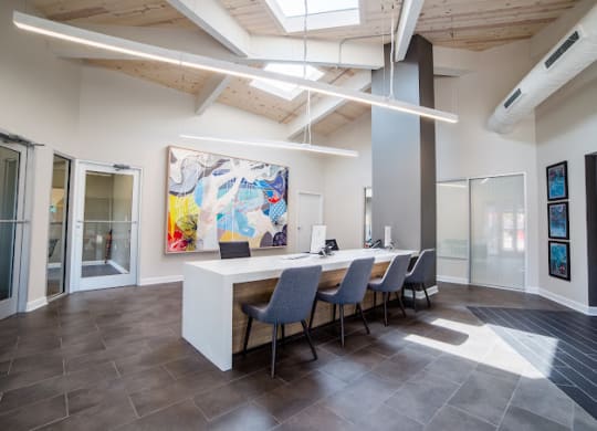 Office Spaces at 7 Pointe Apartments, Indianapolis