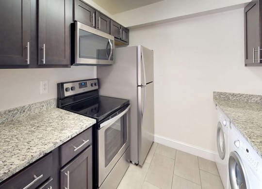 Efficient Appliances In Kitchen at Stuart Woods, Virginia, 20170