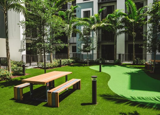 Green Courtyard at Windsor Cornerstone, Florida, 33324