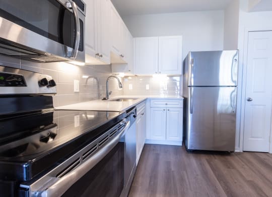 Spacious Apartment Layouts at Windsor at Meridian, 9875 Jefferson Parkway, CO
