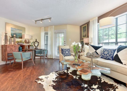 Windsor Oak Creek - Spacious Living Room with modern finishes in Fairfax VA