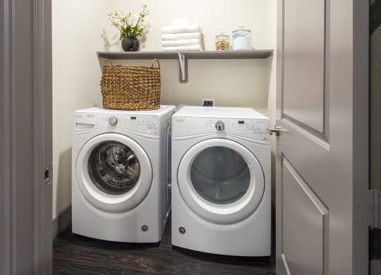 In-home washer and dryer at Windsor Shepherd, TX, 77007