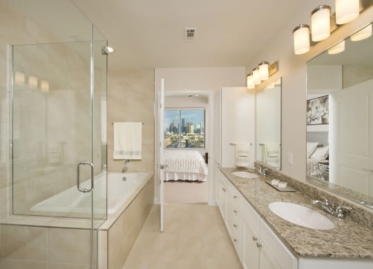 Master bath with luxurious oversized oval tub, at The Sovereign at Regent Square, TX