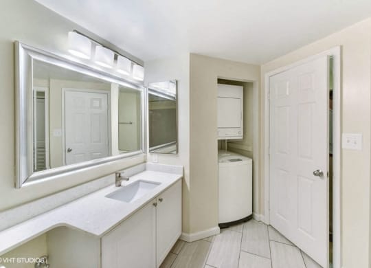 Full-Size Washers and Dryers at The Saratoga Apartments, Washington
