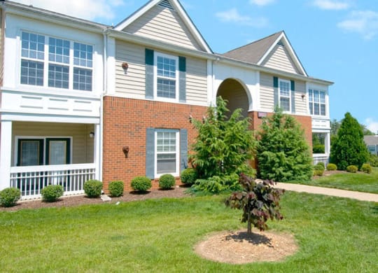 Spacious Lawn at Brittany Commons Apartments, Virginia, 22553