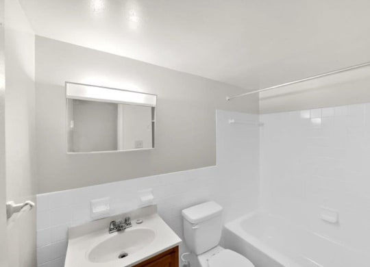 Riverbend Apartments washington, dc Bathroom