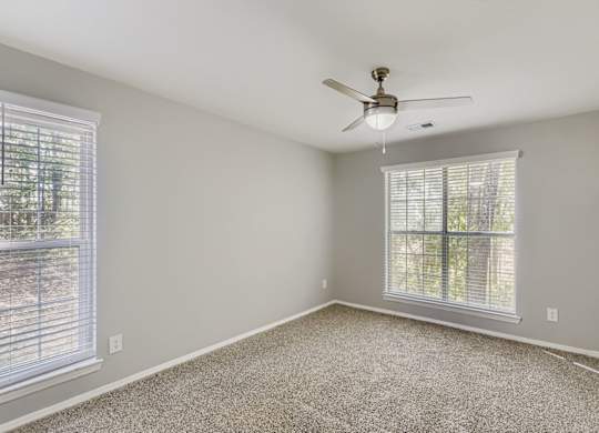 A room with large windows at Keita 1875, College Park