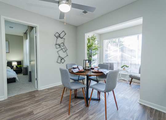 Dining Room at The Carter 4250 Apartments, Georgia 30093