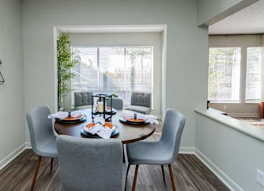 Elegant Dining Room at The Carter 4250 Apartments, Georgia