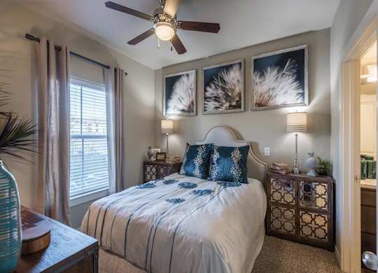 Gorgeous Bedroom at Century Palm Bluff, Portland, Texas