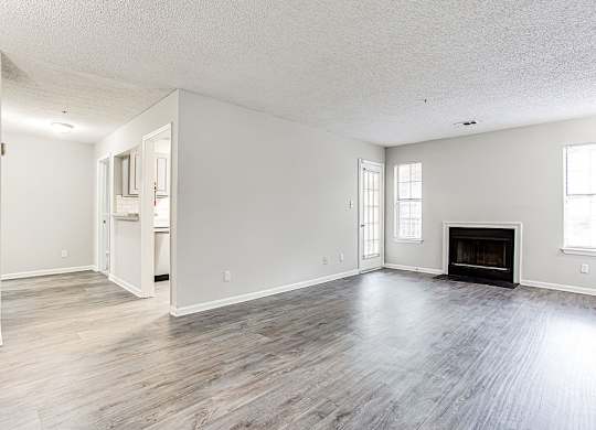 Vacant Living Room at Wildcreek Apartments, Clarkston, GA 30021
