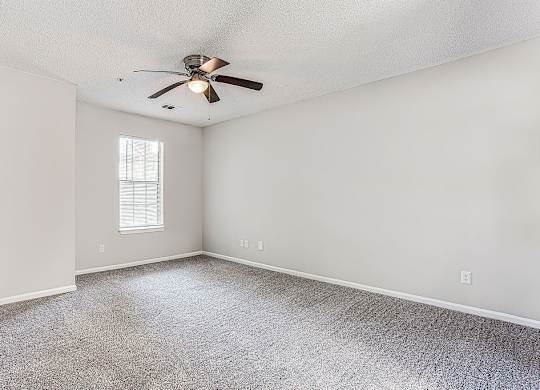 Vacant Living Area at Wildcreek Apartments, Georgia