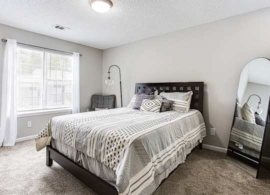 Large Bedroom at Wildcreek Apartments, Clarkston