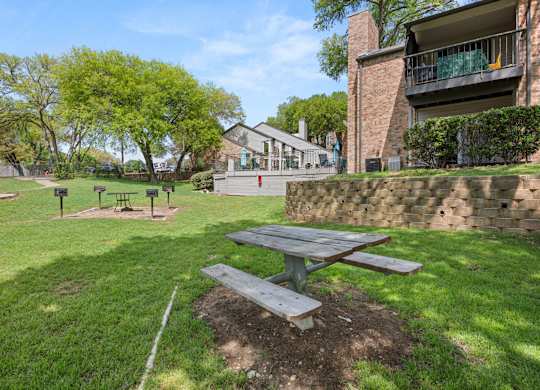 Picnic Table at Montecito, Austin, TX, 78741