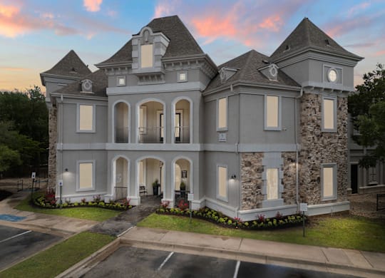 Building Exterior View at Bridge at Canyon Creek, Austin, TX, 78726
