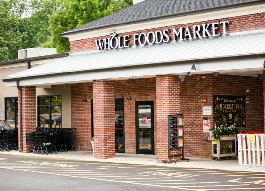 Foods market nearby Sterling Parc at Hanover