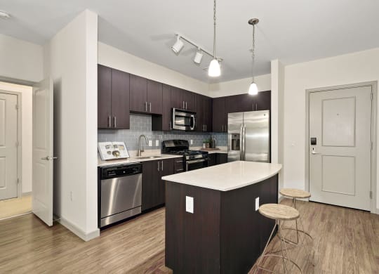 7001 Arlington Kitchen