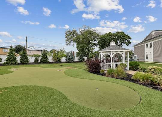 Golf putting turf