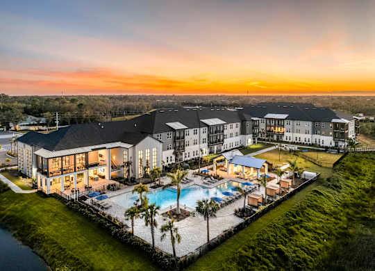 Pool and clubhouse