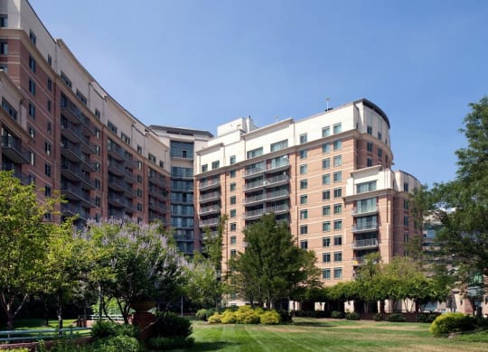 The Metropolitan Exterior in Bethesda