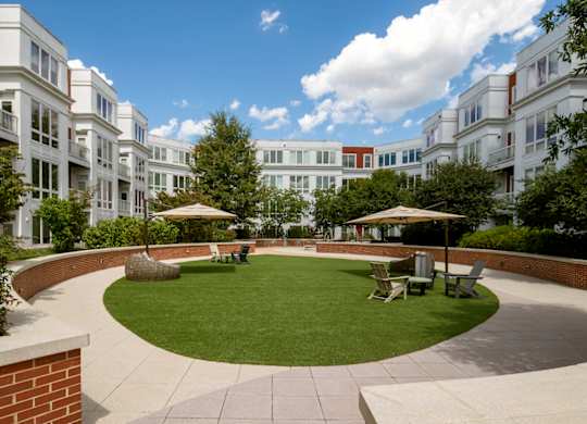 Photo of courtyard