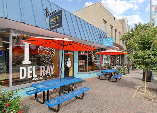 I Love Del Ray mural and seating