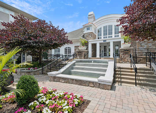 Photo of leasing office