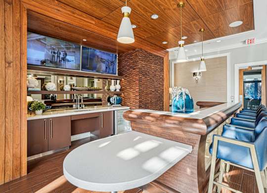 Clubroom bar