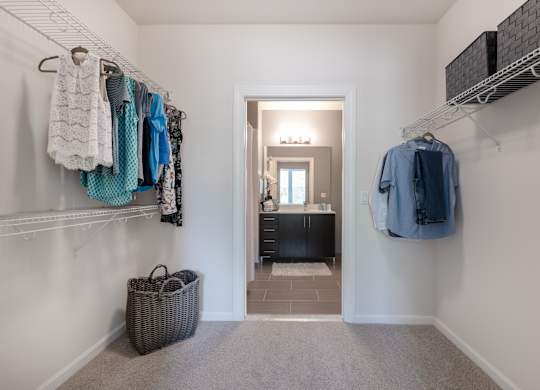 Walk-in closet