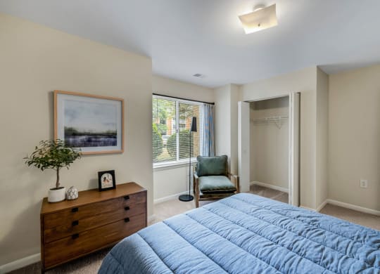 Woodbridge Station bedroom