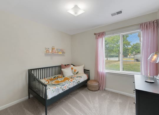 Woodbridge Station bedroom