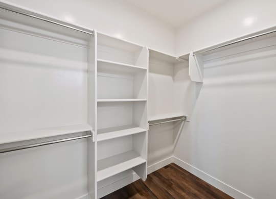 Walk in Closet