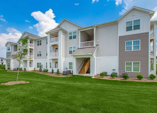 Building Exterior View at Concord Ridge Apartments, Concord, NC, 28027