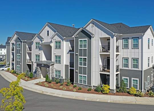 Building Exterior at 198 Milltown Apartments, Burlington, NC 27215  