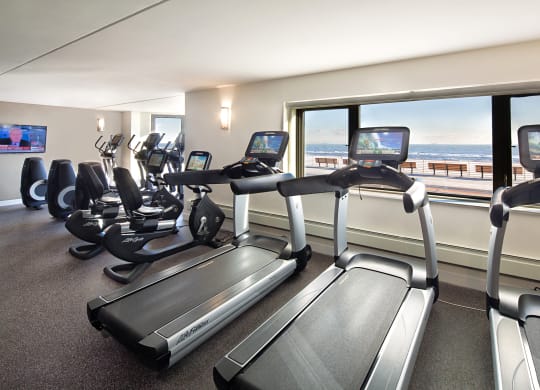 Fitness Center at 10 West Apartments