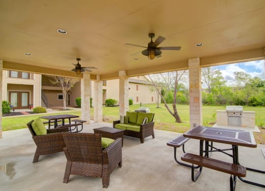 Outdoor Lounge at Park Hudson Place Apartments, Bryan