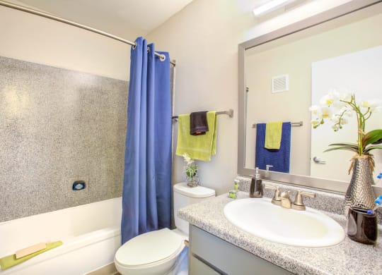 Bathroom With Bathtub at Verde Apartments, Tucson, AZ, 85719