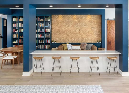 Lounge with Private Pocket Seating
