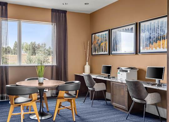 Gateway Arvada Ridge Business Center with Computers, Desks, and Seating
