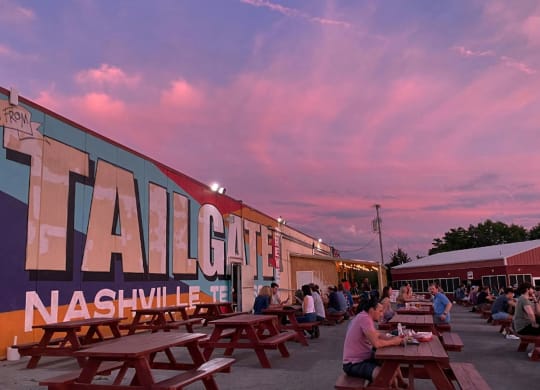 Vibrant Community with Nearby Restaurants and Parks