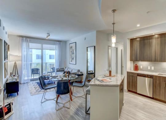 Breakfast Bar Included