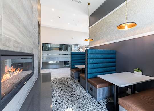 Spacious Wifi Lounge