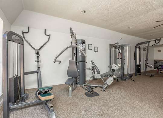 the gym at the preserve apartments